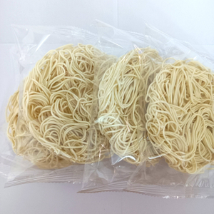 Liji nouilles populaires chaudes faibles sodium chow chow mein nouilles fabricants chinois nouilles