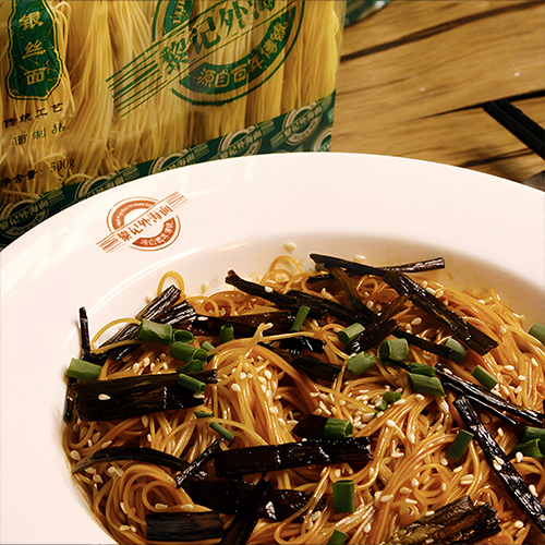chow mein nouilles