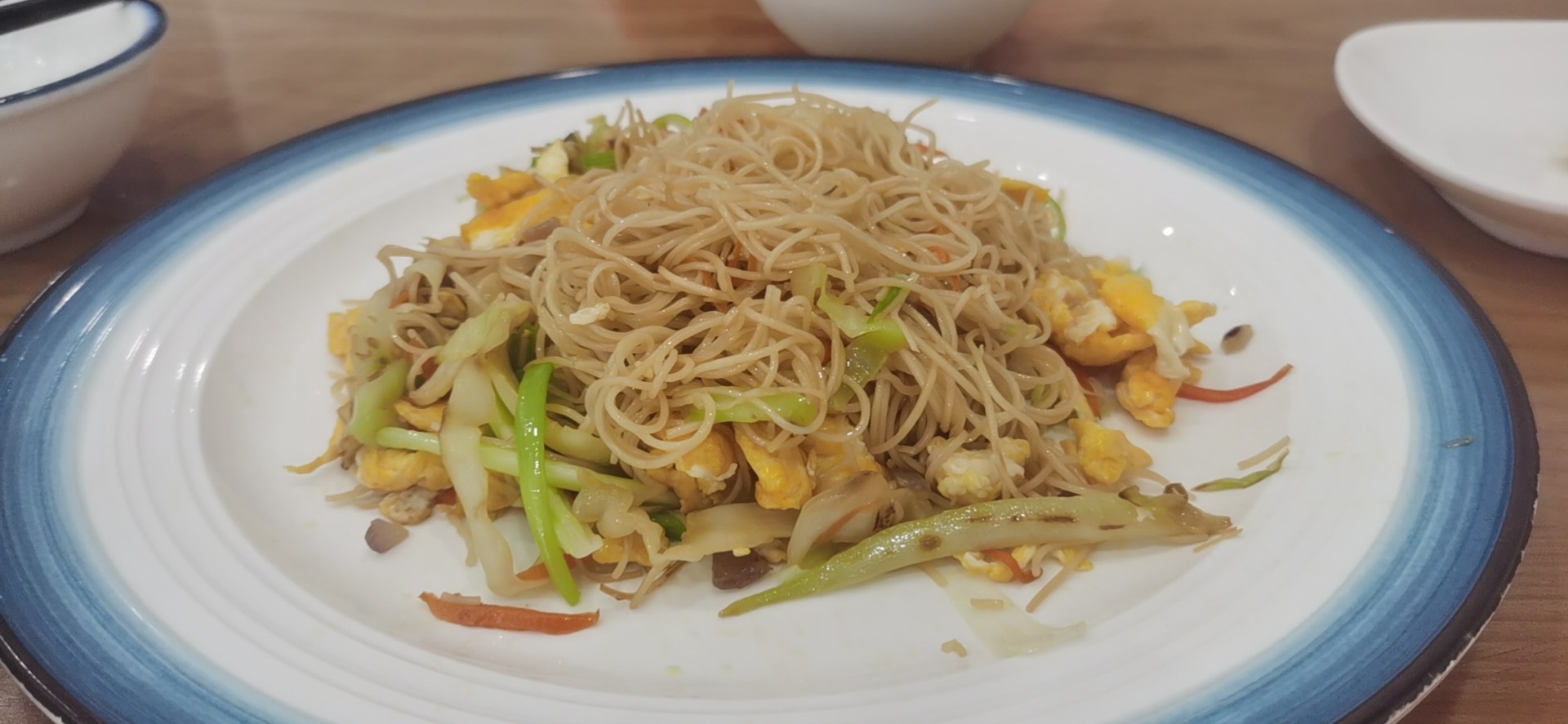 Recettes de nouilles aux crevettes et aux œufs