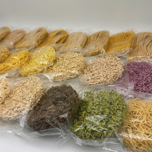 Liji Noodles Services personnalisés Nouilles faites à la main Nouilles frisées et nouilles faites à la main Personnaliser la largeur et la couleur